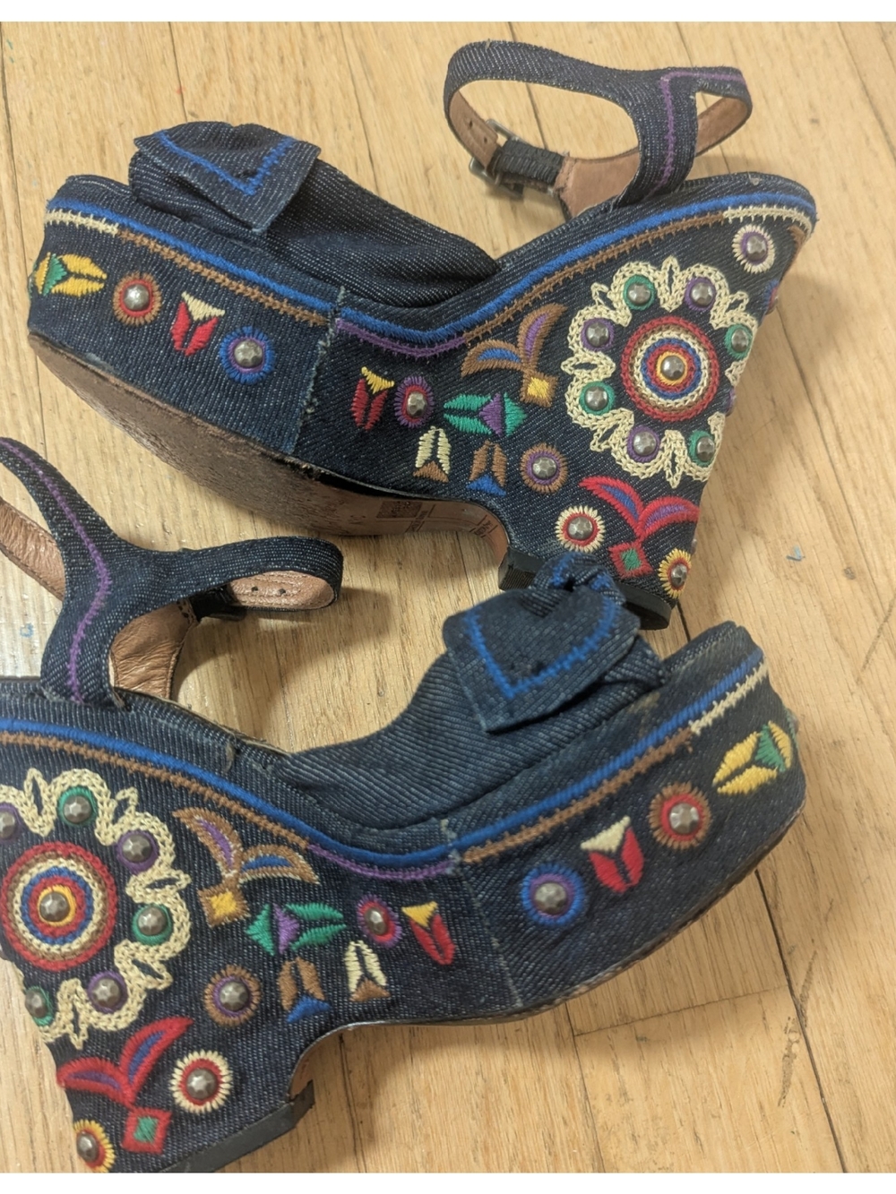 Sam Edelman Rylee Dark Blue Embroidered Denim Platform Sandals 4.5 5